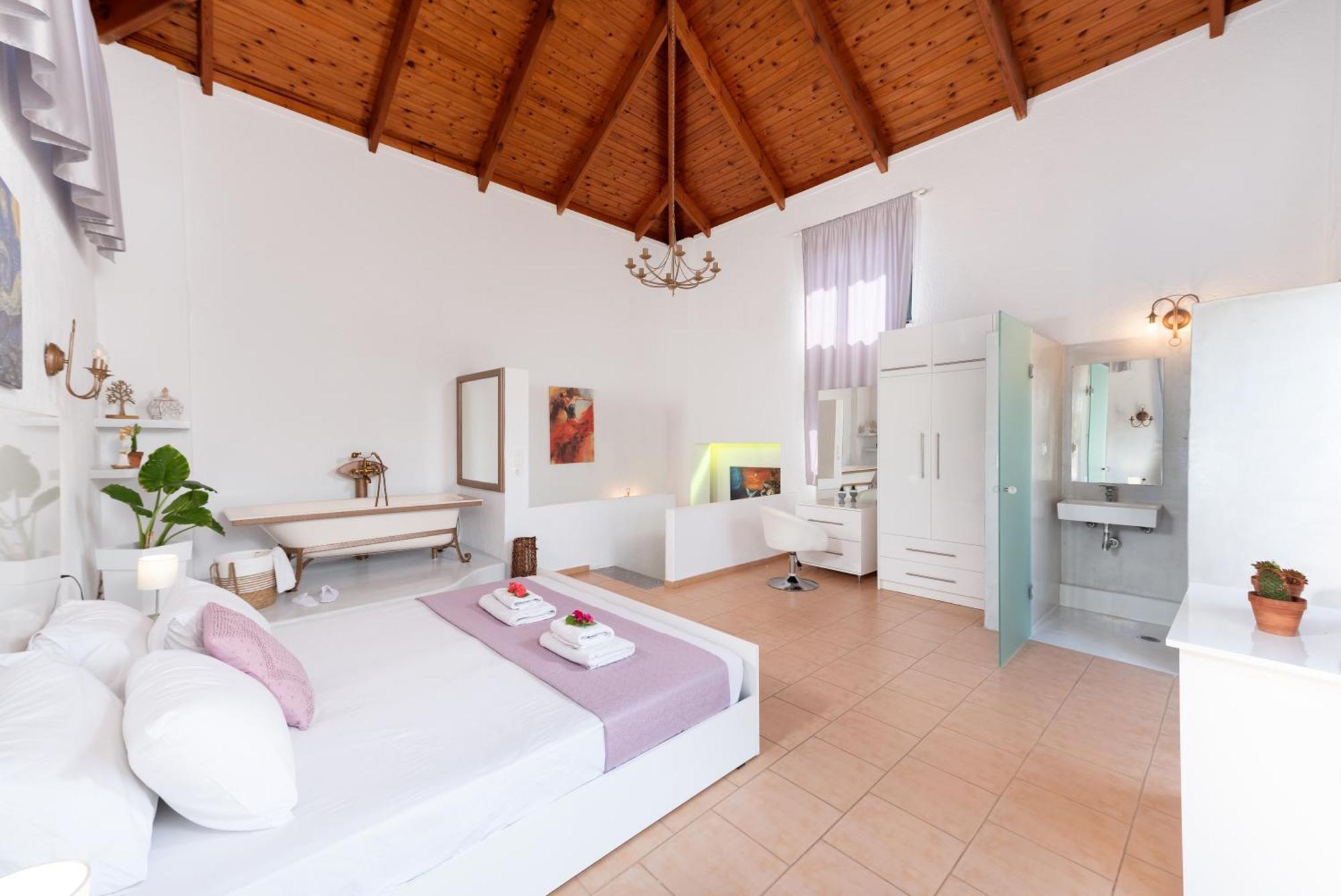 Coastal Dream Beachview Jacuzzi& Sauna Amoudara  Exterior photo